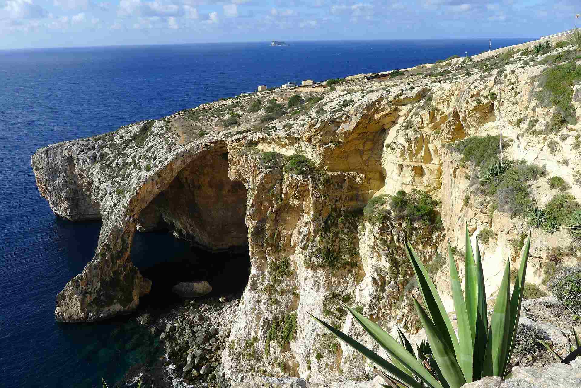 Klippen am Meer auf Malta